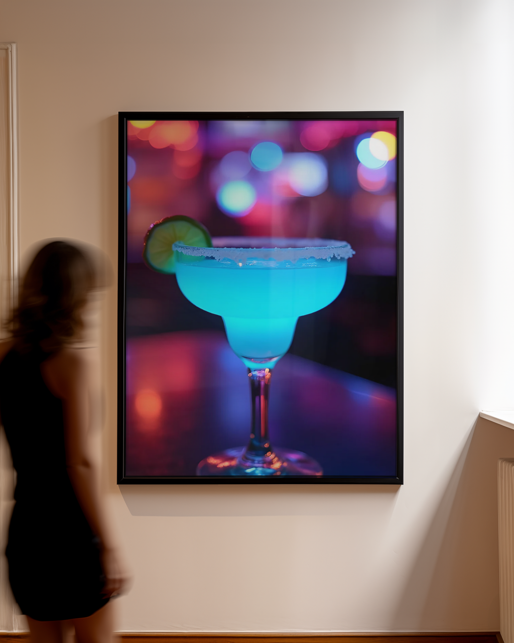 Mockup av UV Dream Drink affisch på vägg – köp enkelt hos Bozetto i hög kvalitet