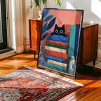 Mockup av Curious Book Cat affisch på vägg – köp enkelt hos Bozetto i hög kvalitet