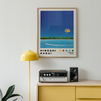 Väggmockup av Hiroshi Nagai Island Parasail affisch på ljus vägg – Bozetto konsttryck