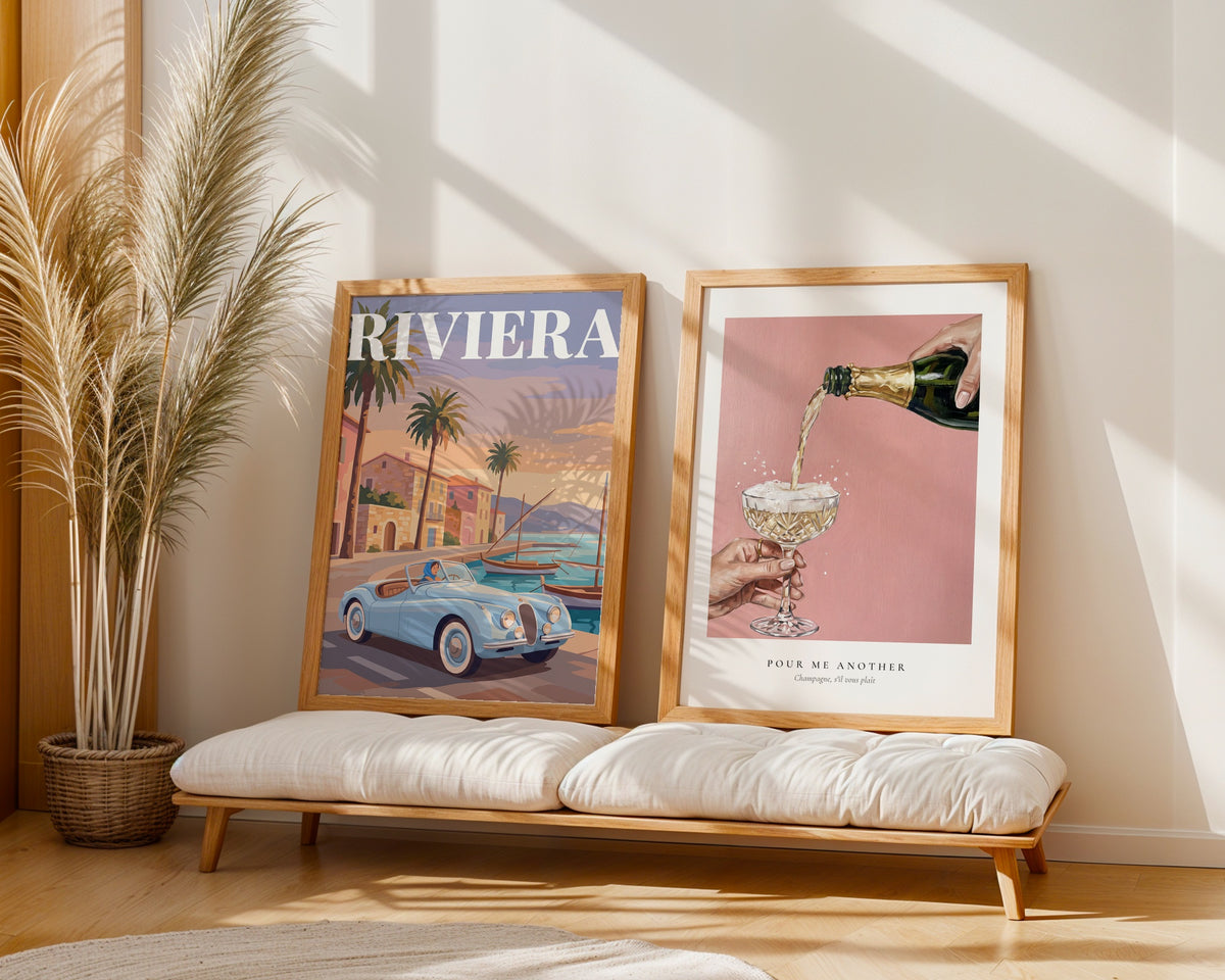 Pour Me Another Champagne Poster – två posters i rum 2