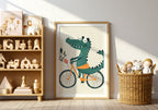 Crocodile on a Bike – affisch med snyggt motiv, köp enkelt hos Bozetto i flera storlekar