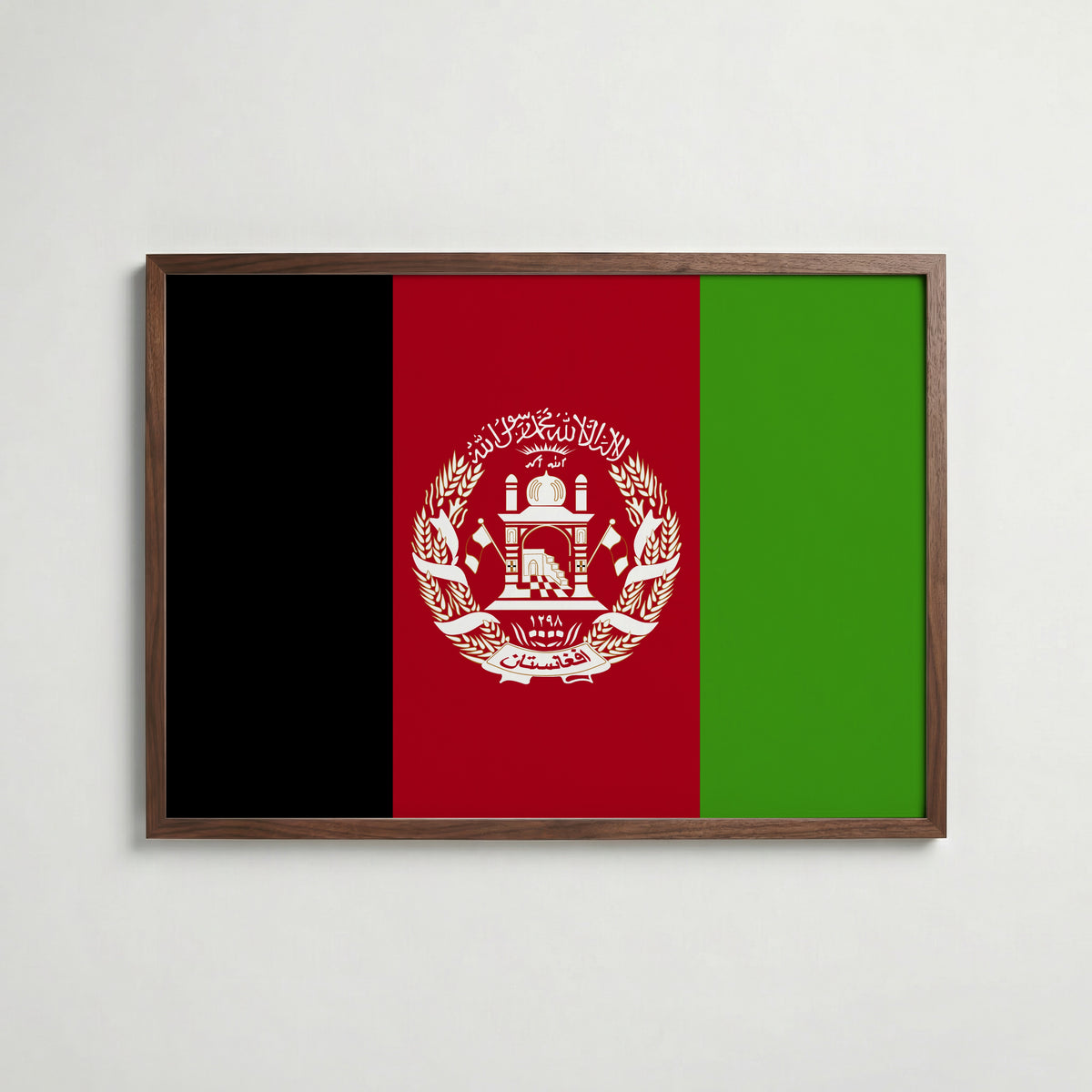 Afghanistan National Flag Poster i valnötsram – varm konstaffisch för hemmet från Bozetto