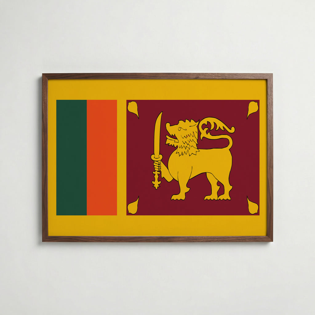 Sri Lanka National Flag Poster i valnötsram – varm konstaffisch för hemmet från Bozetto