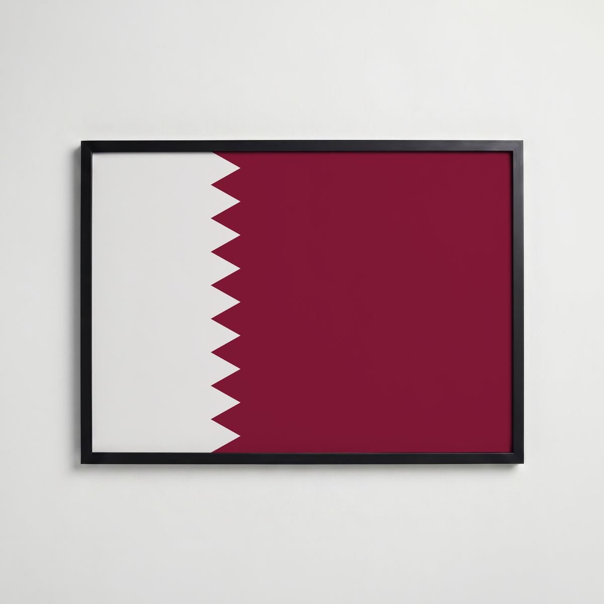 Qatar National Flag Poster i svart ram – stilren konsttryck som väggdekor från Bozetto