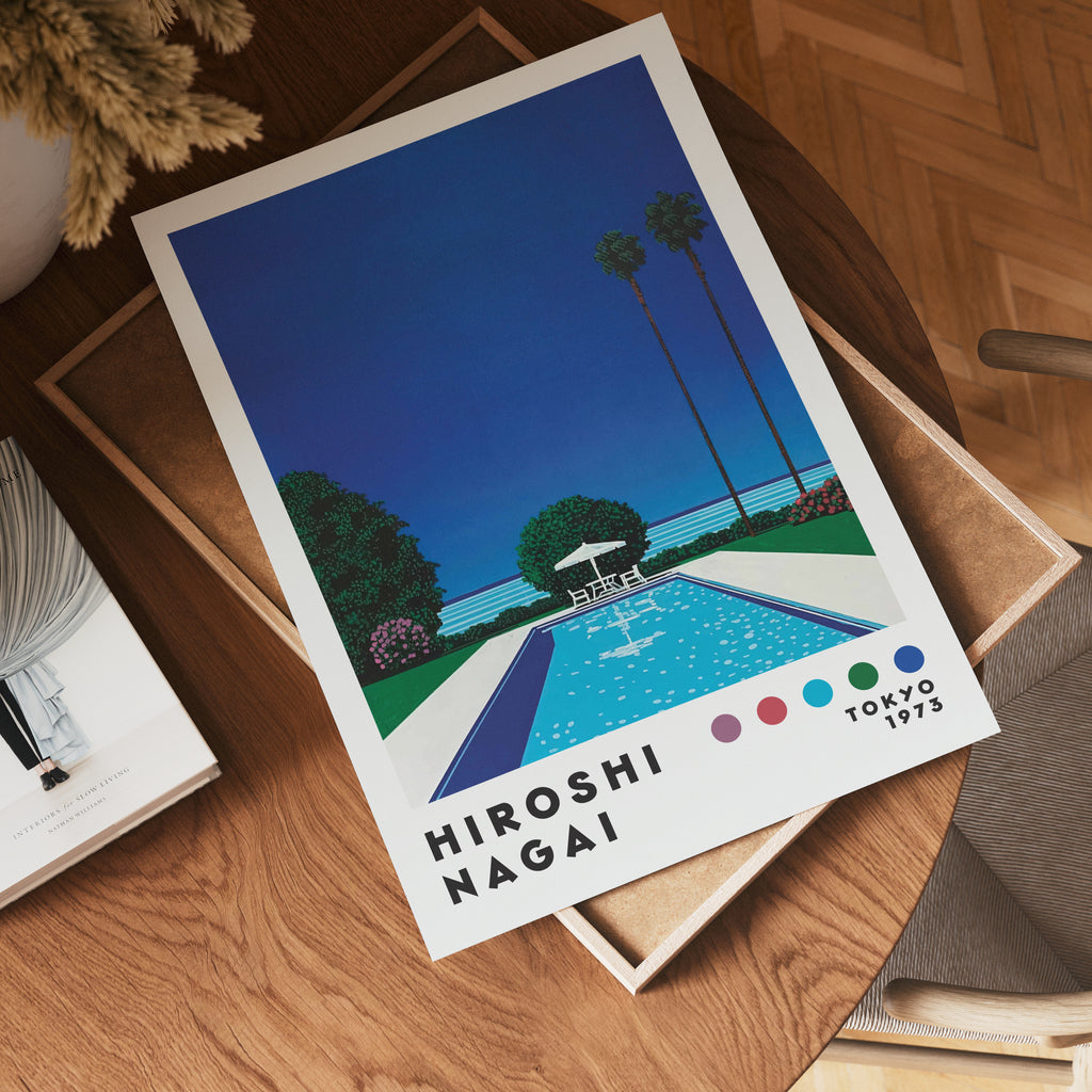 Väggmockup med Hiroshi Nagai Poolside – köp enkelt hos Bozetto affisch i hög kvalitet