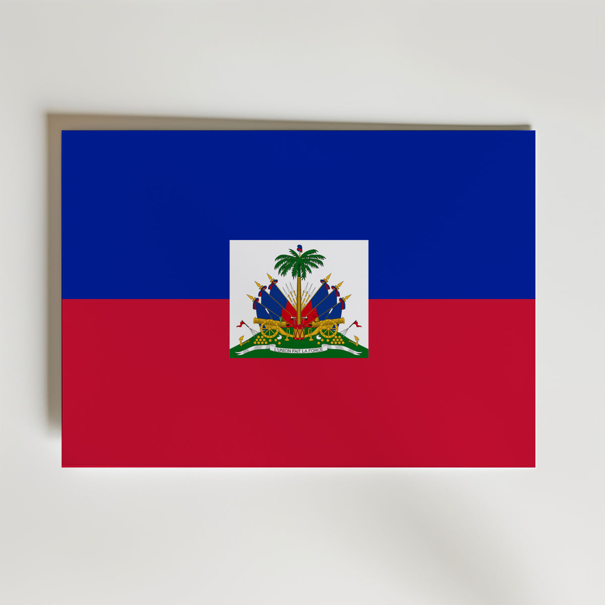 Haiti National Flag Poster – modern konst och stilren konsttryck för hemmet hos Bozetto