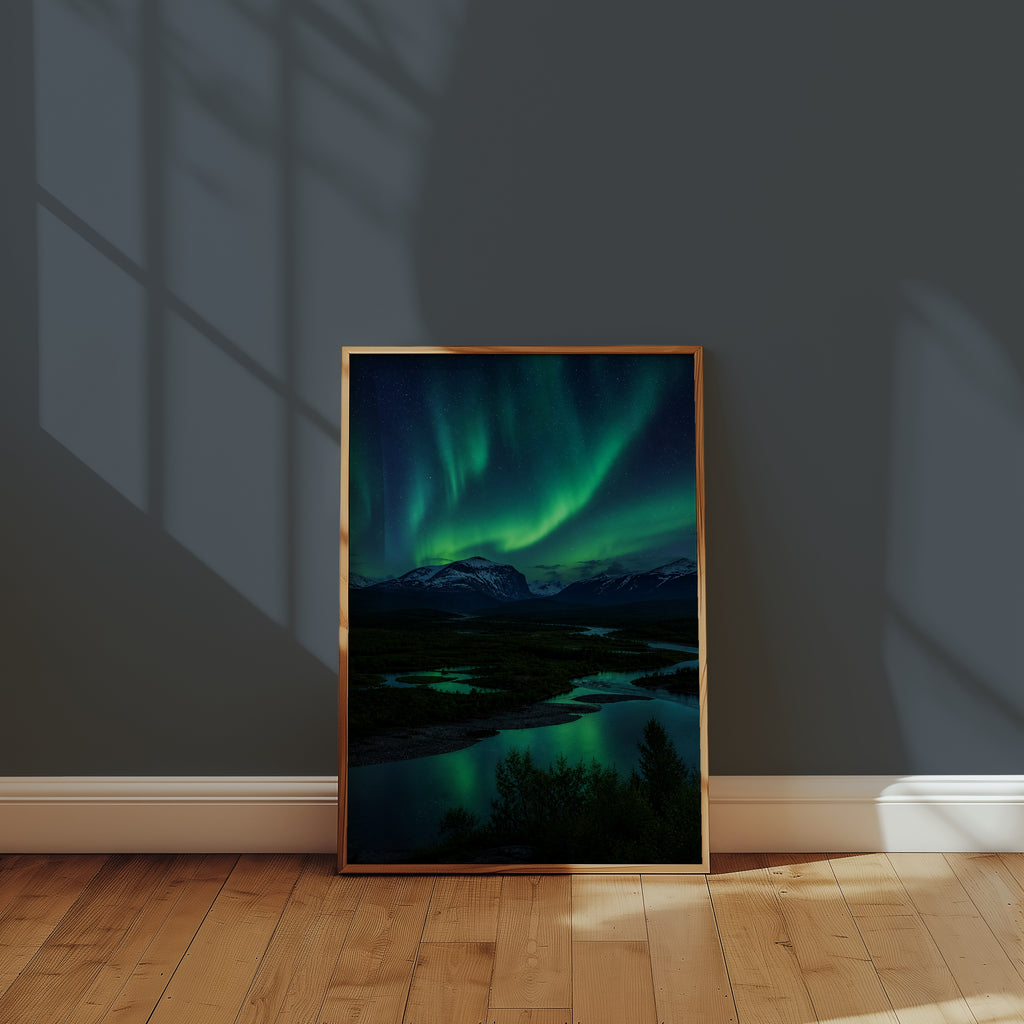 Aurora Drift affisch i ljust minimalistiskt vardagsrum – köp enkelt hos Bozetto i hög kvalitet