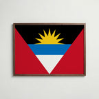 Antigua and Barbuda National Flag Poster i valnötsram – varm konstaffisch för hemmet från Bozetto