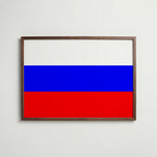 Russia National Flag Poster i valnötsram – varm konstaffisch för hemmet från Bozetto