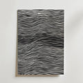 Monochrome Waves – stilfullt konsttryck från Bozetto, tryckt på matt finpapper i hög tryckkvalitet