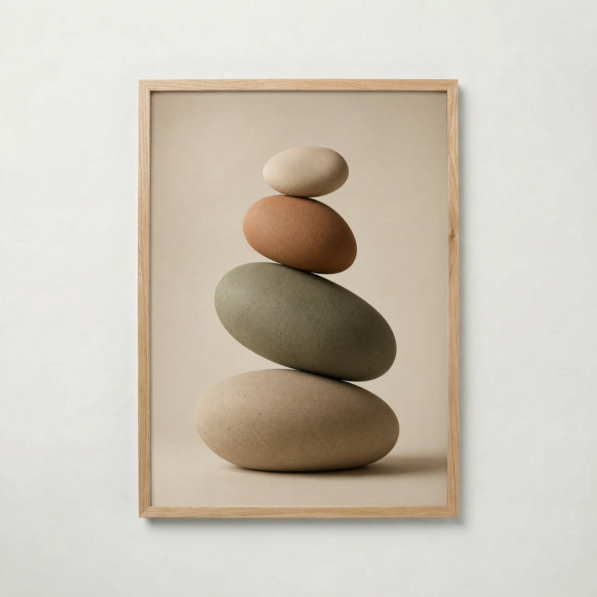 Balanced Stone Cairn i ekram med ljust trä – köp enkelt hos Bozetto affisch i hög kvalitet