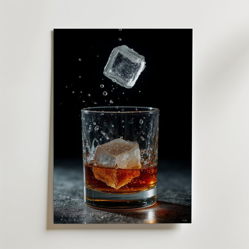 Whiskey In Motion Drink – stilfullt konsttryck från Bozetto, tryckt på matt finpapper