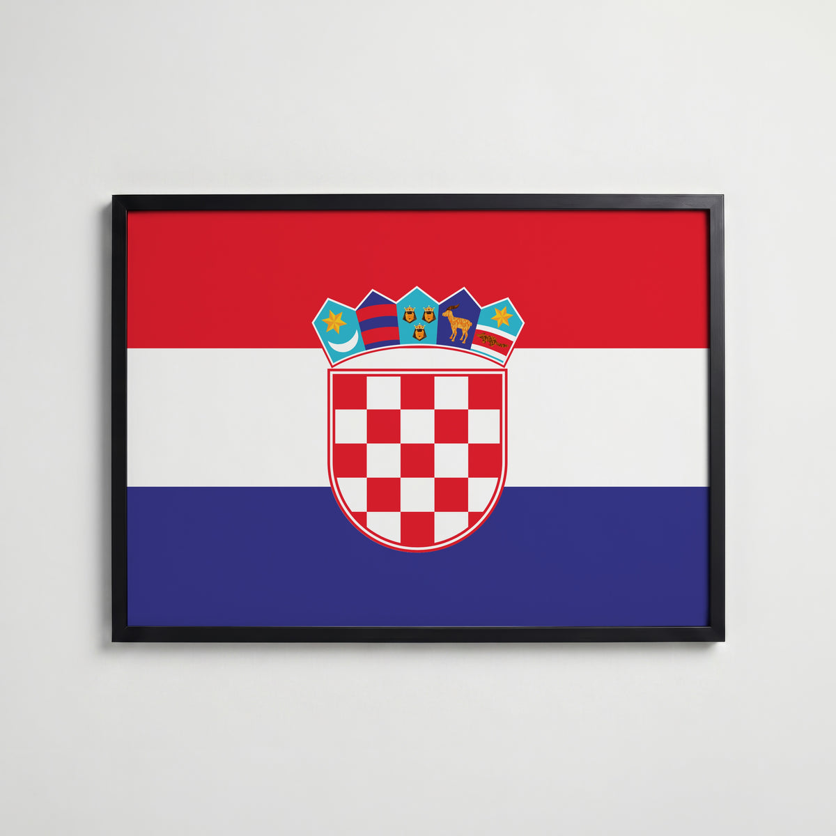 Croatia National Flag Poster i svart ram – stilren konsttryck som väggdekor från Bozetto