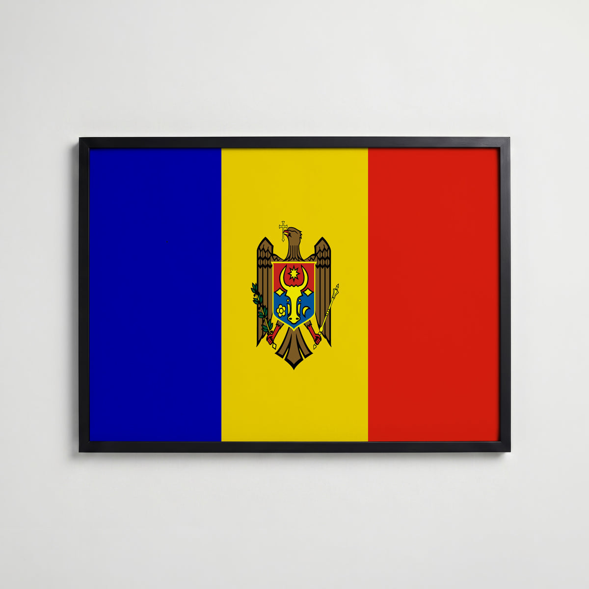 Moldova National Flag Poster i svart ram – stilren konsttryck som väggdekor från Bozetto