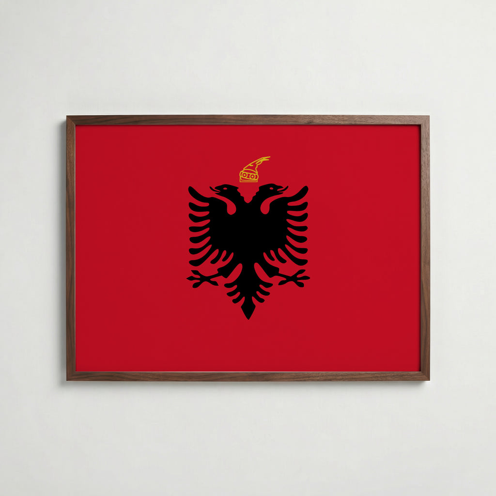Albania National Flag Poster i valnötsram – varm konstaffisch för hemmet från Bozetto