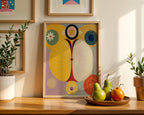 Mockup av Hilma af Klint The Source affisch på vägg – köp enkelt hos Bozetto i hög kvalitet