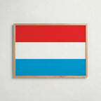 Luxembourg National Flag Poster i ekram – inramad konsttryck för stilren inredning hos Bozetto