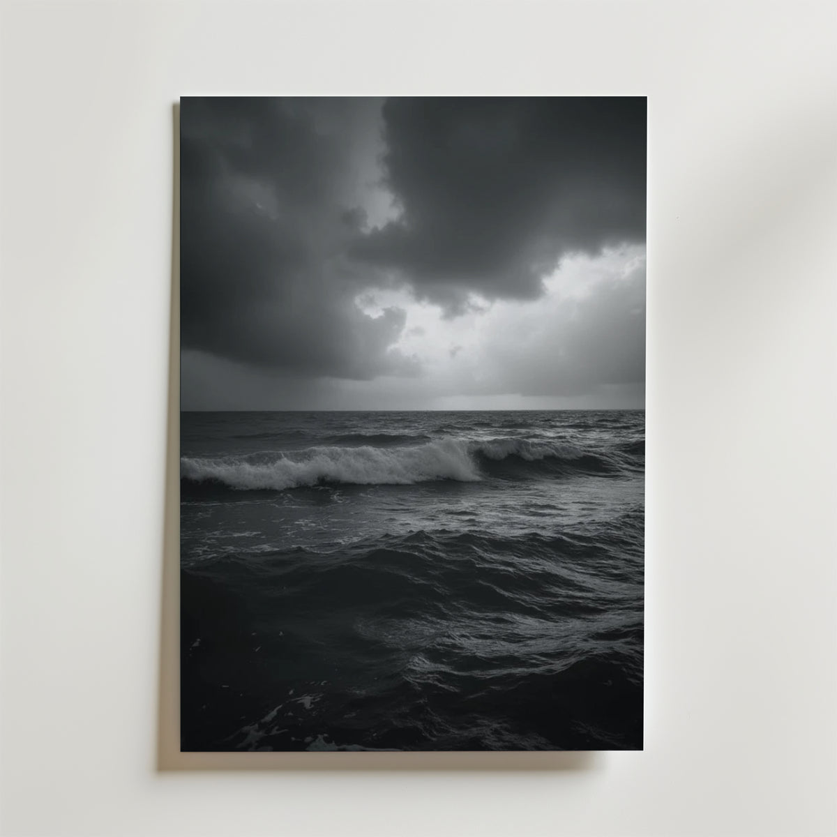 Stormy Waves – stilfullt konsttryck från Bozetto, tryckt på matt finpapper i hög tryckkvalitet
