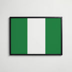Nigeria National Flag Poster i svart ram – stilren konsttryck som väggdekor från Bozetto