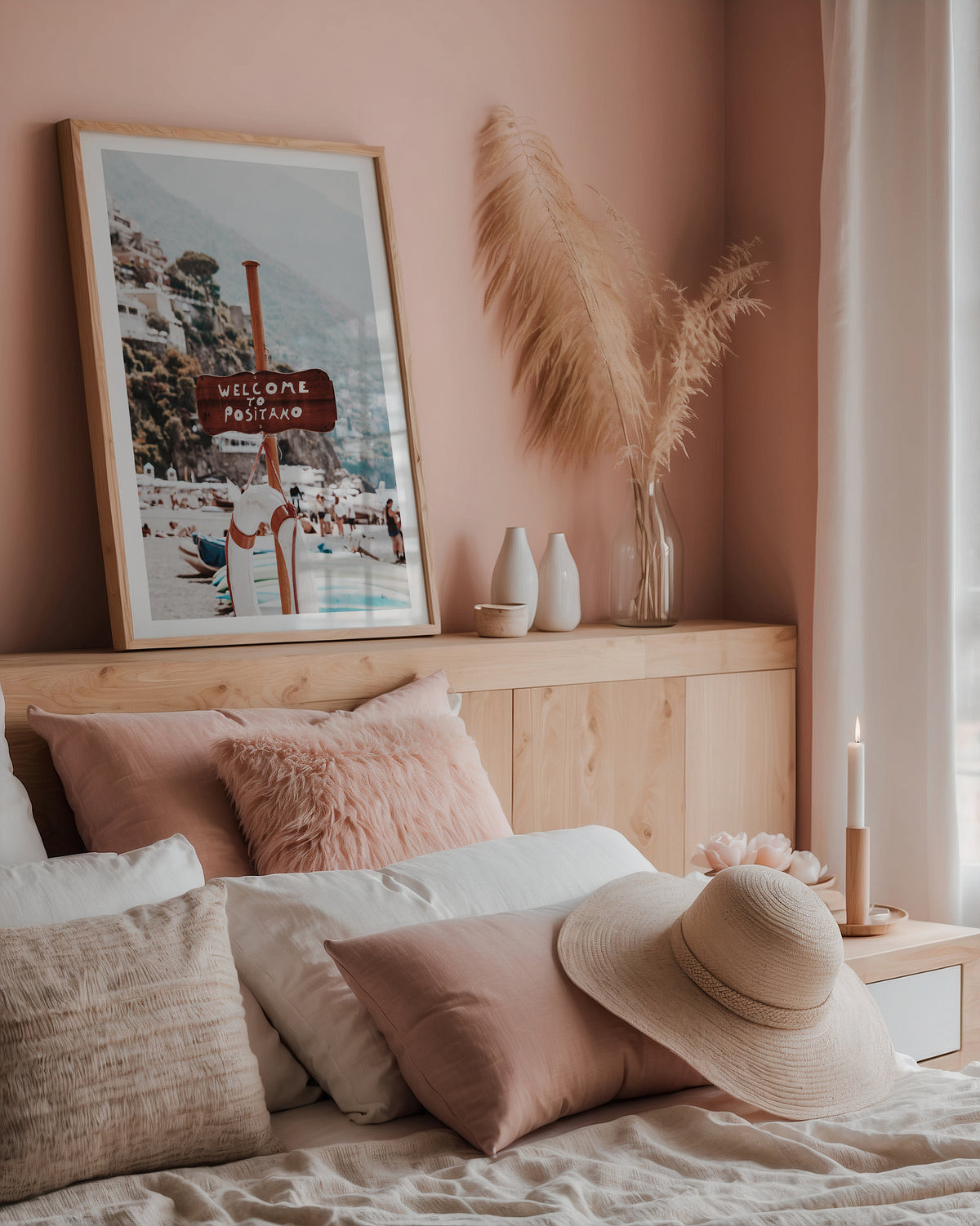 Mockup av Positano Beach Sign affisch på vägg – köp enkelt hos Bozetto i hög kvalitet