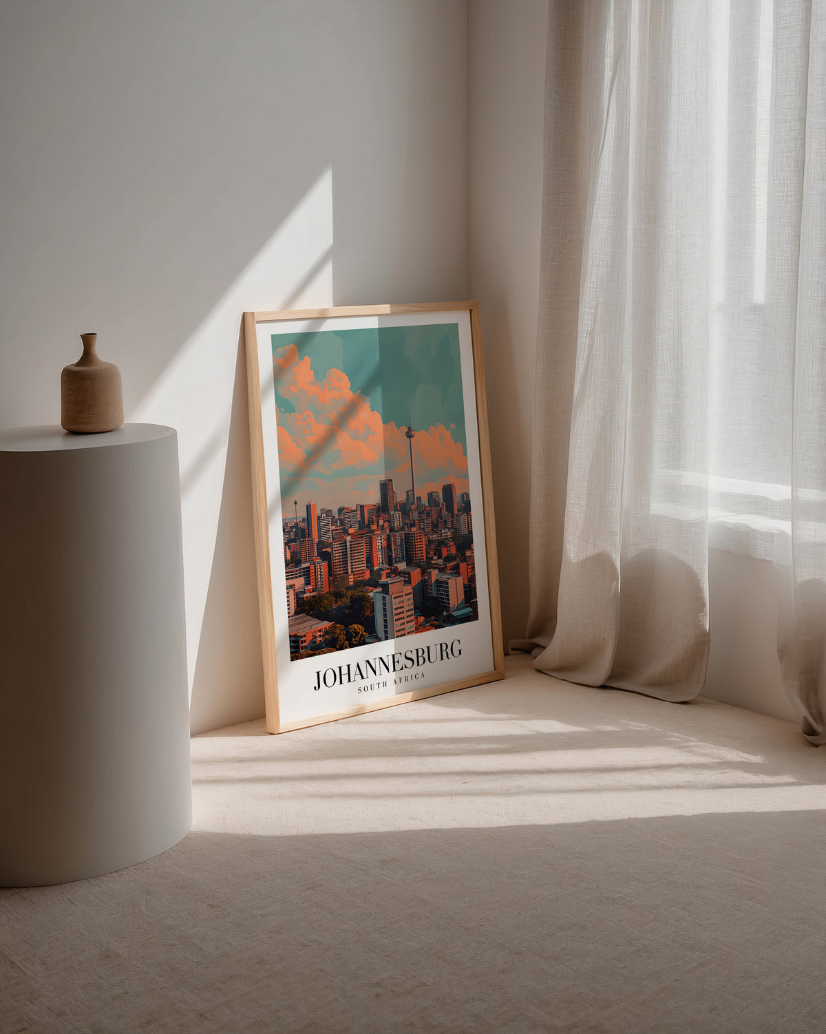 Johannesburg In The Sun poster visualiserad på vägg – från Bozetto i hög kvalitet