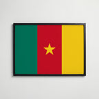 Cameroon National Flag Poster i svart ram – stilren konsttryck som väggdekor från Bozetto