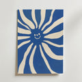 Abstract blue and white sun – stilfullt konsttryck från Bozetto, tryckt på matt finpapper