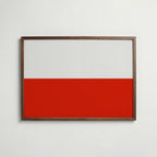 Poland National Flag Poster i valnötsram – varm konstaffisch för hemmet från Bozetto