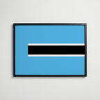 Botswana National Flag Poster i svart ram – stilren konsttryck som väggdekor från Bozetto