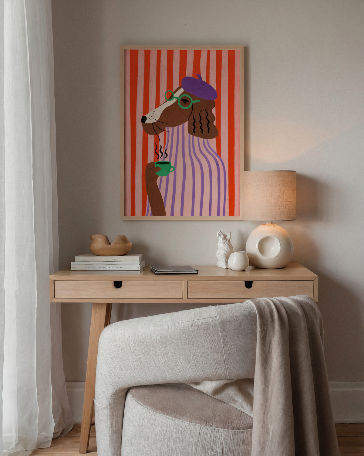 Mockup av Parisian Morning Dog affisch på vägg – köp enkelt hos Bozetto i hög kvalitet