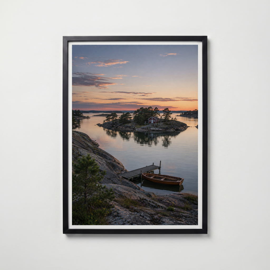 Archipelago Cabin at Dusk affisch i modern svart ram – stark kontrast och stil, Bozetto