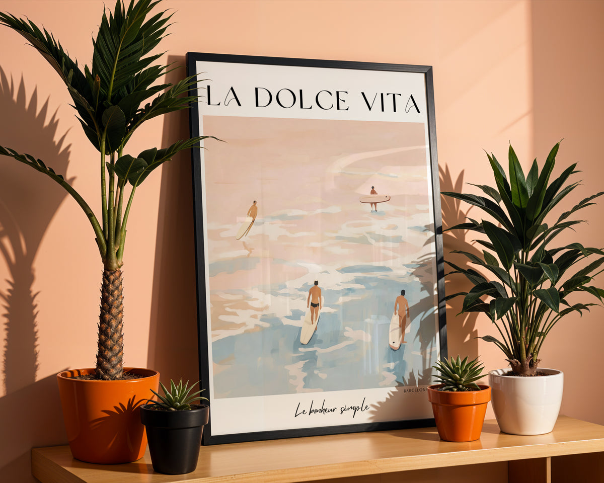 La Dolce Vita Barcelona poster visualiserad på vägg – från Bozetto i hög kvalitet