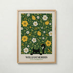 Cat in the Golden Garden William Morris Poster – svart katt i William Morris gyllene trädgård på mörkgrön botten