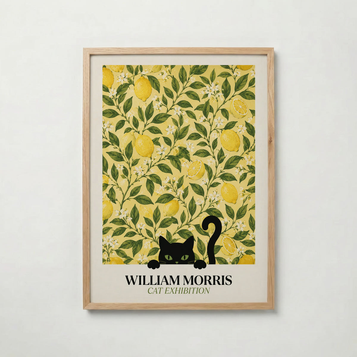 Cat in the Lemon Grove William Morris Poster – svart katt bland William Morris citronträdsmönster i gult
