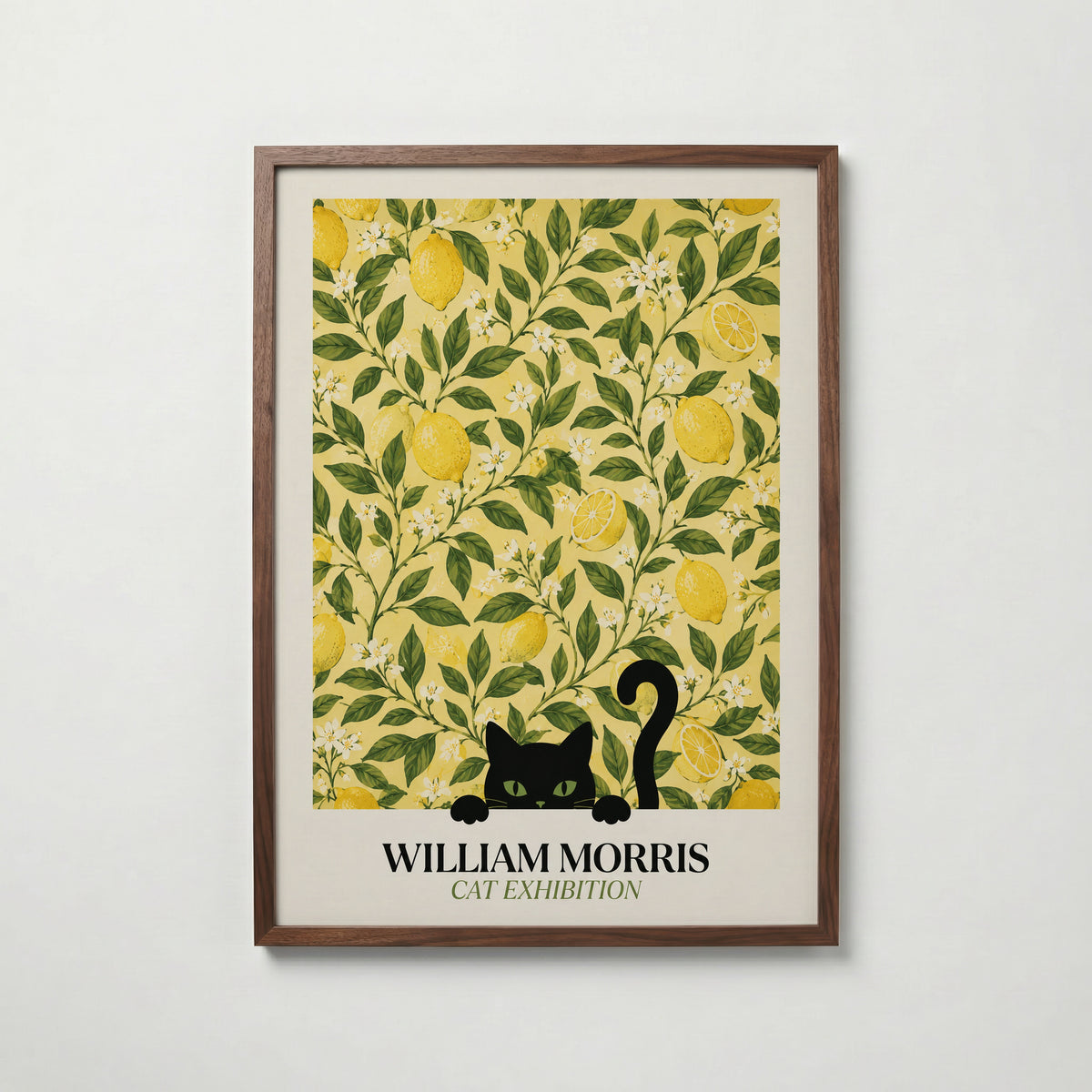 Cat in the Lemon Grove William Morris Poster – svart katt bland William Morris citronträdsmönster i gult