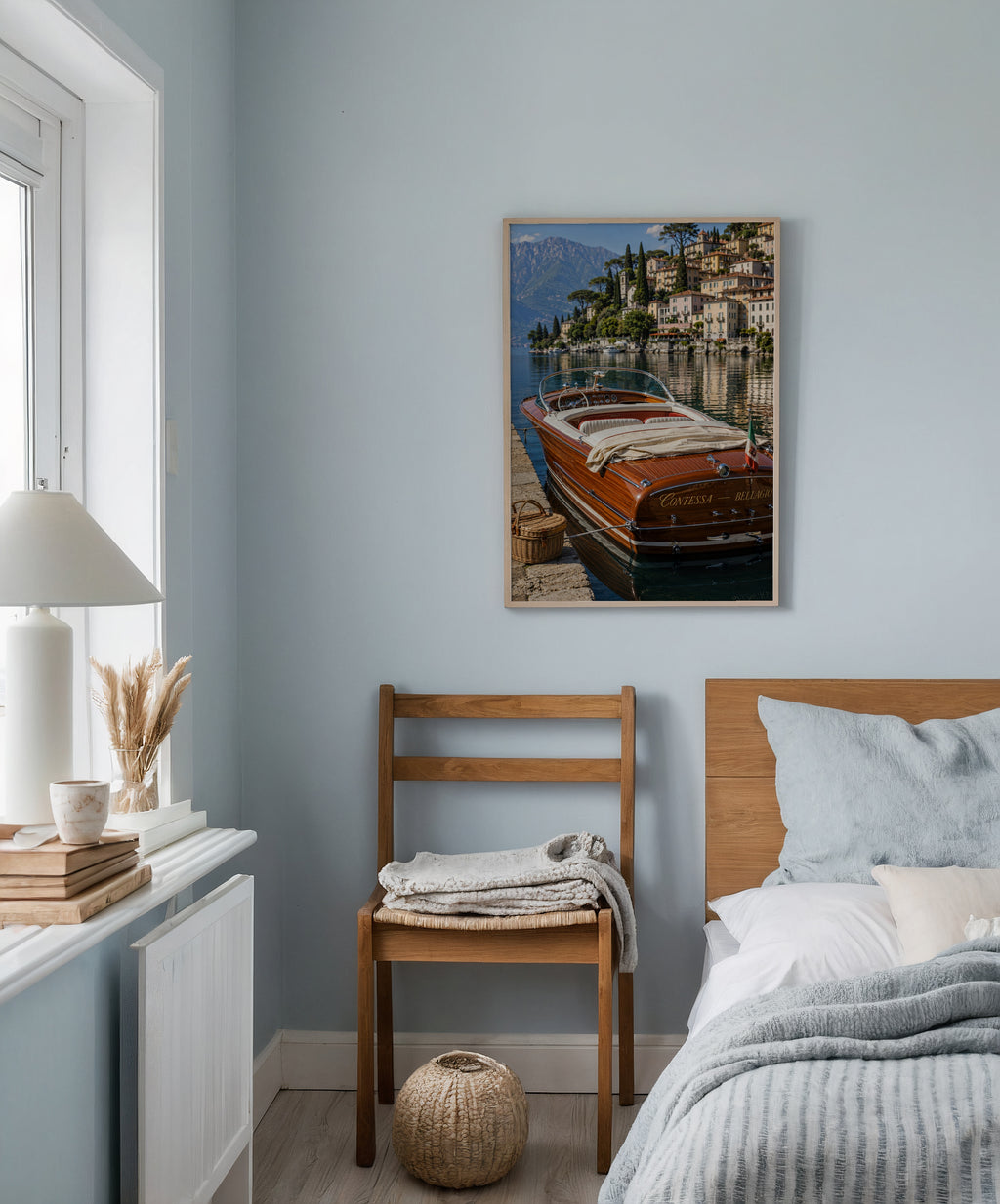 Marco Ricci Contessa at Bellagio Poster – klassisk ångbåt vid stranden i Bellagio vid Comosjön