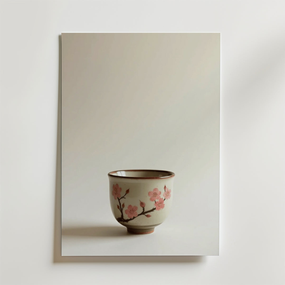 Cherry Blossom Ceramic Cup – stilfullt konsttryck från Bozetto, tryckt på matt finpapper
