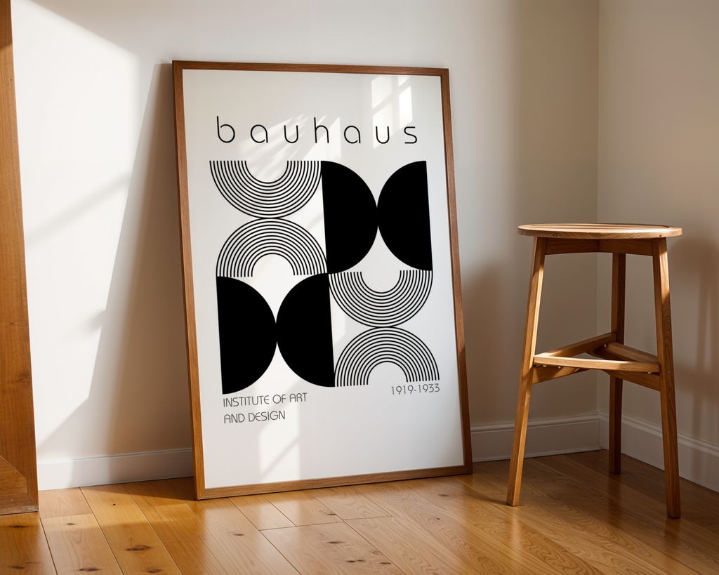 Mockup av Bauhaus Monochrome Pattern affisch på vägg – köp enkelt hos Bozetto i hög kvalitet