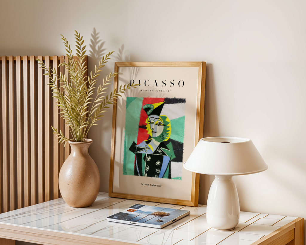 Mockup av Picasso Style Fashion affisch på vägg – köp enkelt hos Bozetto i hög kvalitet