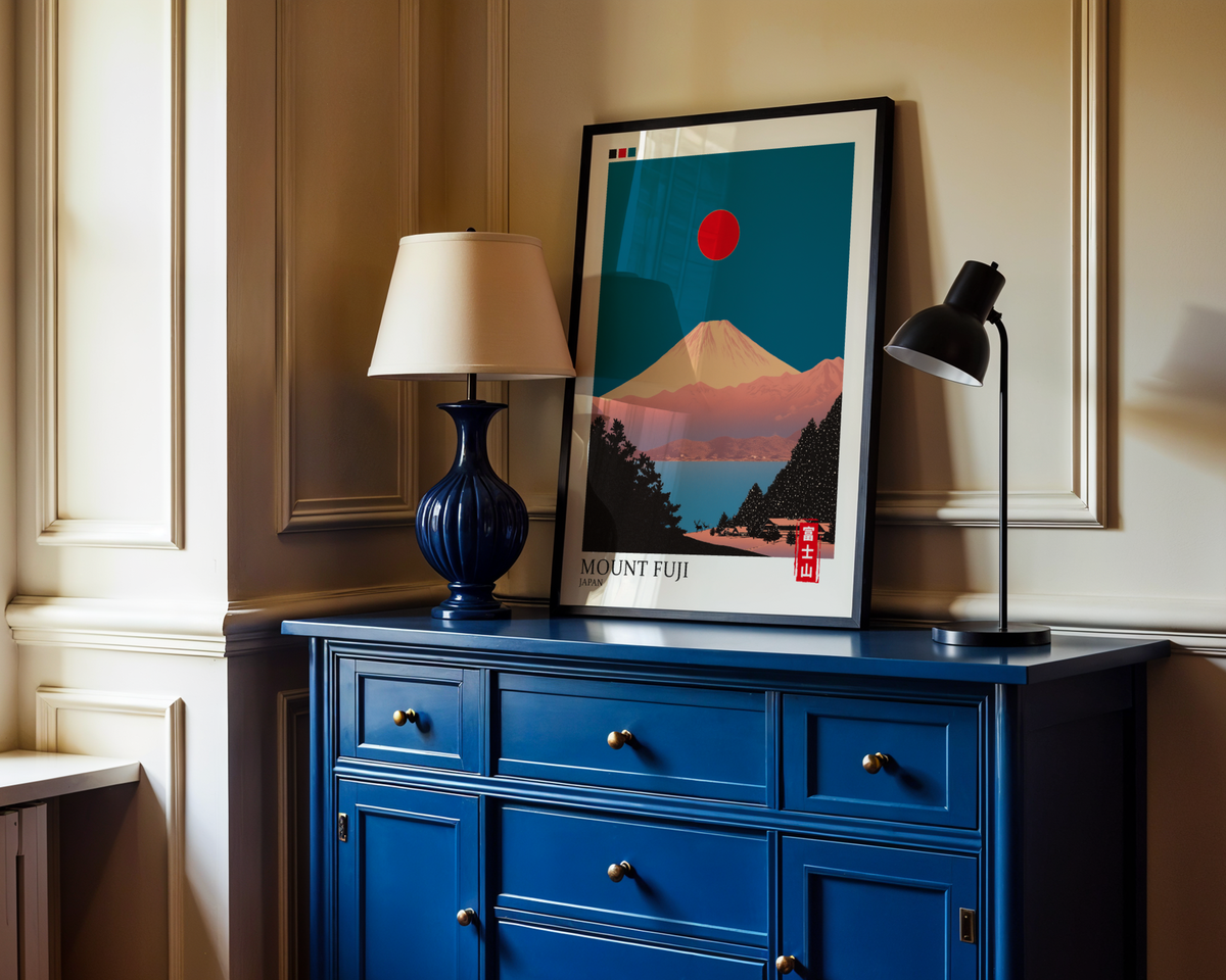 Mockup av Mount Fuji Red Moon affisch på vägg – köp enkelt hos Bozetto i hög kvalitet