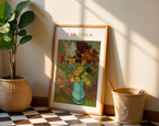 Mockup av Van Gogh Vase With Daisies affisch på vägg – köp enkelt hos Bozetto i hög kvalitet