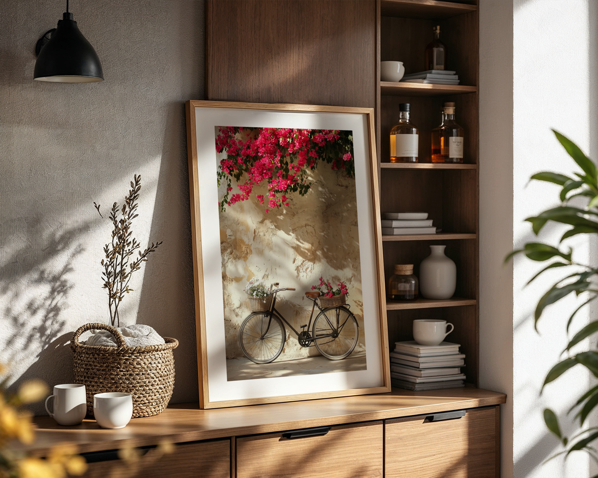 Mockup av Bougainvillea Bicycle affisch på vägg – köp enkelt hos Bozetto i hög kvalitet