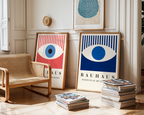 Mockup av Bauhaus Eye Design affisch på vägg – köp enkelt hos Bozetto i hög kvalitet