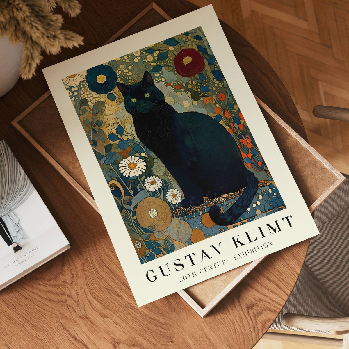 Gustav Klimt Midnight Garden Cat – stilfullt konsttryck från Bozetto, tryckt på matt finpapper