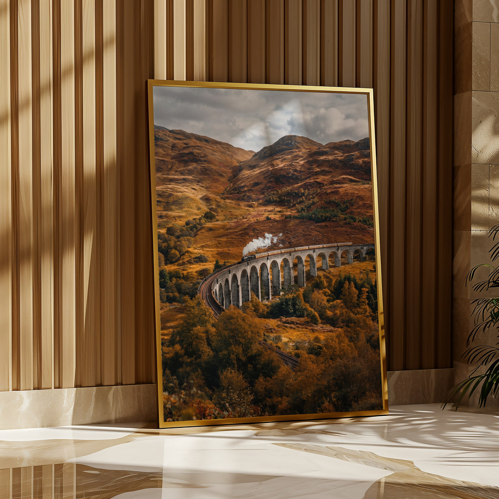 Highland Steam Poster i rumskomposition med ekram