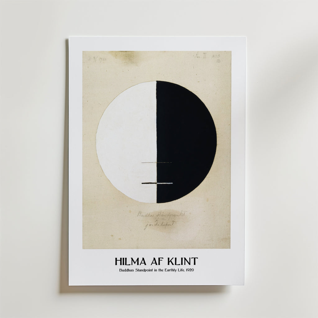 Mockup av Hilma af Klint Buddhas affisch på vägg – köp enkelt hos Bozetto i hög kvalitet