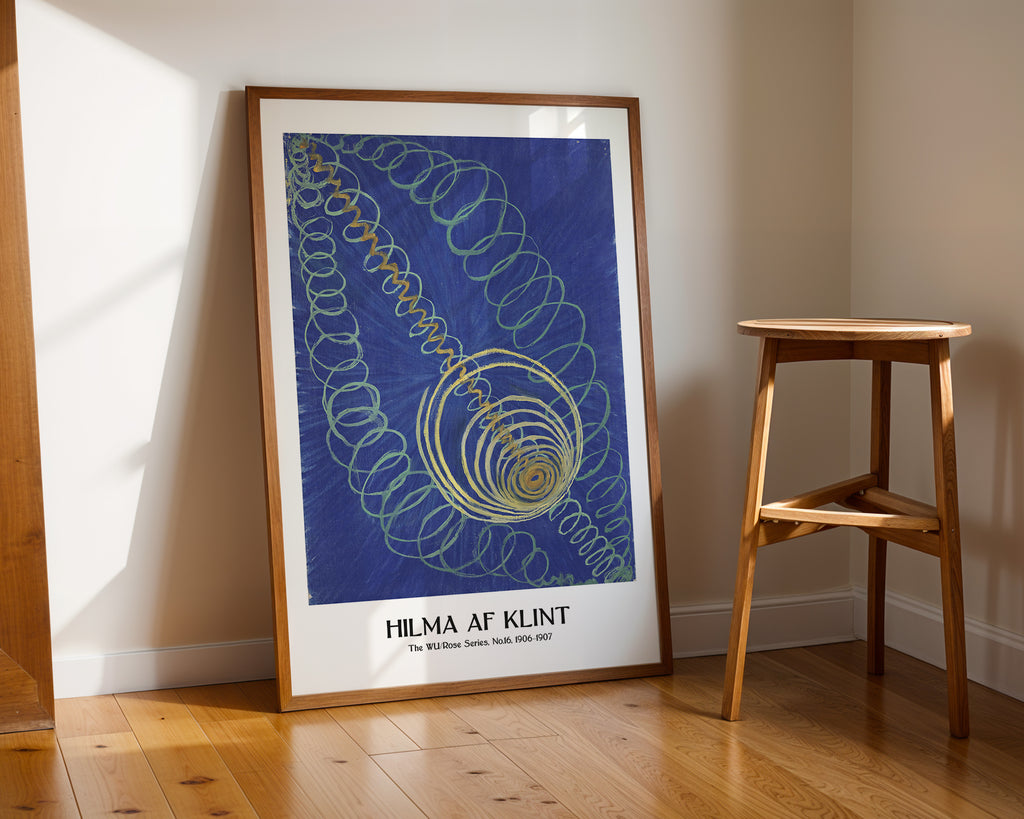 Hilma af Klint The WU Rose poster visualiserad på vägg – från Bozetto i hög kvalitet