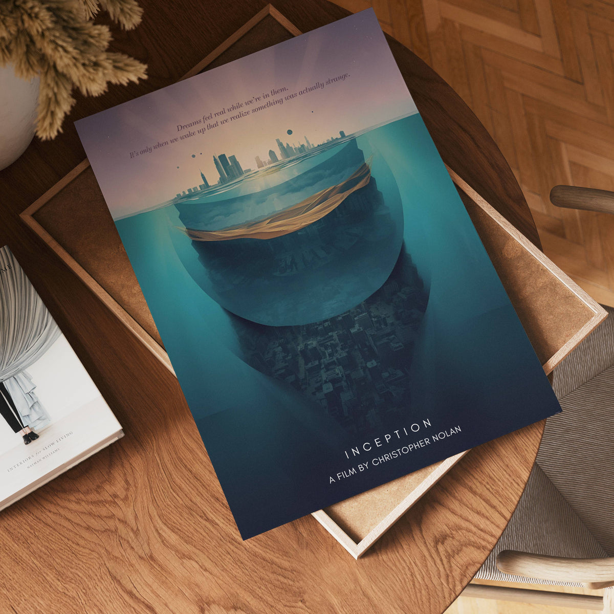 Inception poster visad rakt fram – Bozetto affisch i hög tryckkvalitet i hög tryckkvalitet