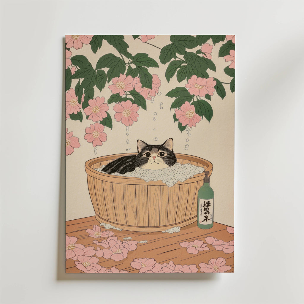 Mockup av Cat In Sakura Bath affisch på vägg – köp enkelt hos Bozetto i hög kvalitet
