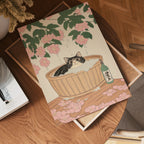 Väggmockup av Cat In Sakura Bath affisch på ljus vägg – Bozetto konsttryck – nr 4